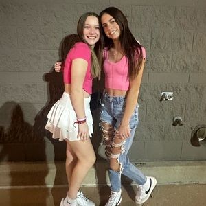 Meet your Posher, Amelia